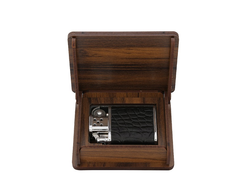 فندک  Sport 8321D